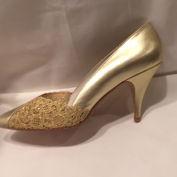 Stuart Weitzman designer heels - Picture 4 of 6